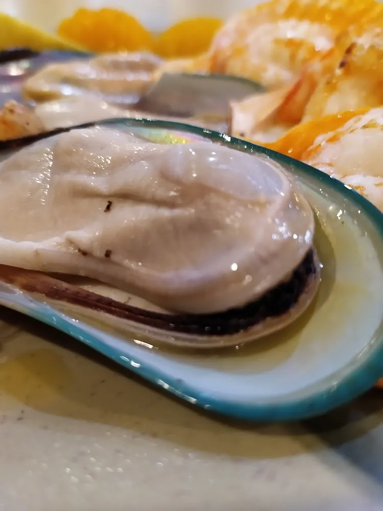 Cold Poached Mussels